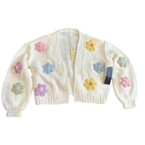 Korye 3D Crochet Flower Cropped Cardigan in Cream/Multi, Size S/M​​